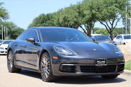2018 Porsche Panamera 4S