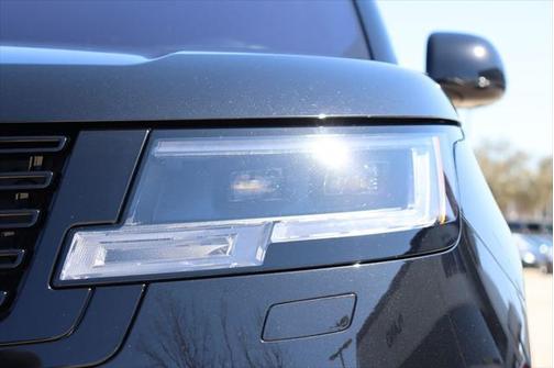 2023 Land Rover Range Rover P530 SE