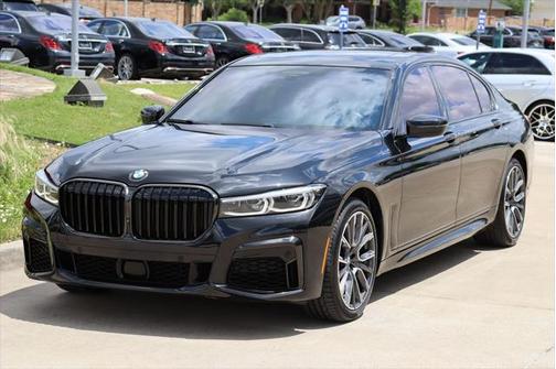 2021 BMW 750 i xDrive