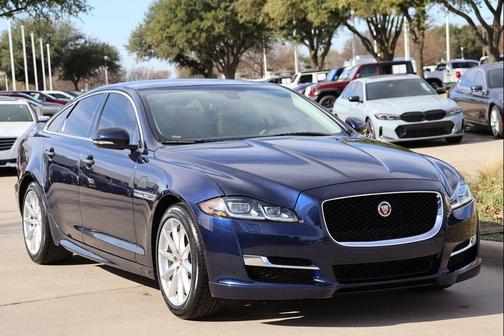 2016 Jaguar XJ XJ R-Sport