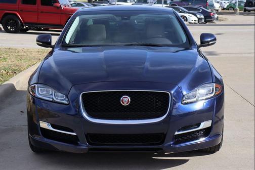 2016 Jaguar XJ XJ R-Sport