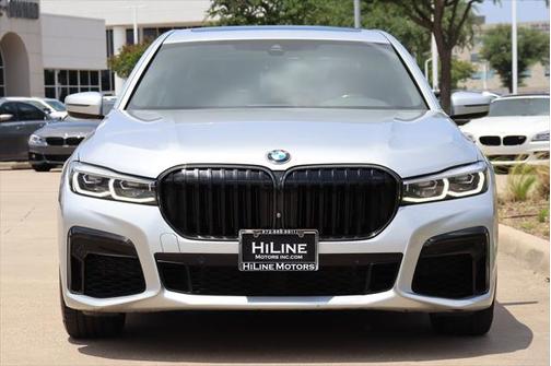 2020 BMW 740 740i