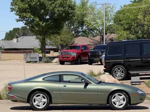 1998 Jaguar XK8