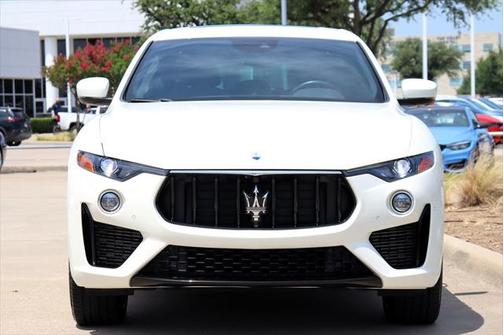 2022 Maserati Levante Modena