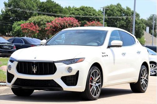 2022 Maserati Levante Modena