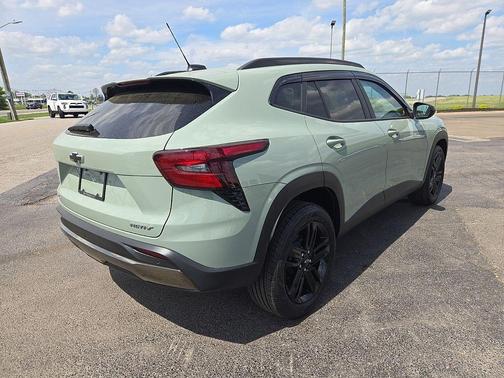 Green 2025 Chevrolet Trax ACTIV