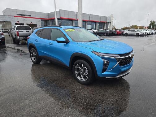 2025 Chevrolet Trax LT