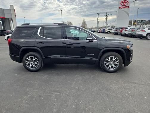 2023 GMC Acadia FWD SLT