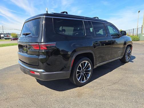 2022 Jeep Wagoneer Series III 4x4