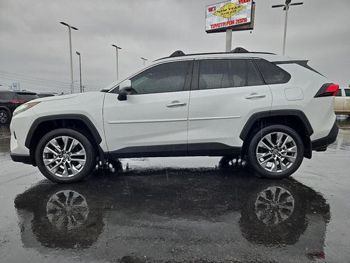 2023 Toyota RAV4 Limited