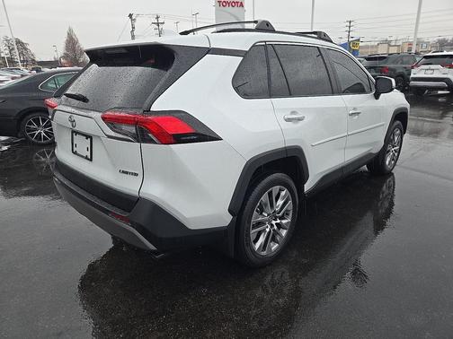 2023 Toyota RAV4 Limited
