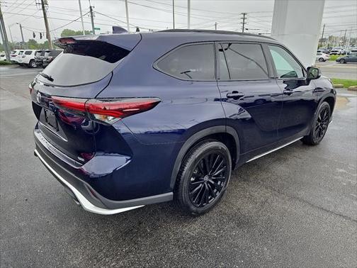 2024 Toyota Highlander XSE