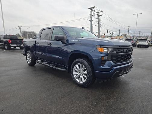 2023 Chevrolet Silverado 1500 Custom
