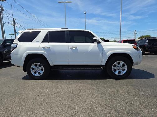 2020 Toyota 4Runner SR5