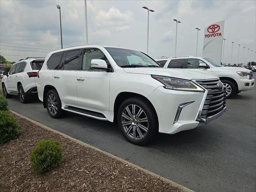 2016 Lexus LX 570 Base