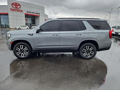 2023 GMC Yukon 4WD AT4