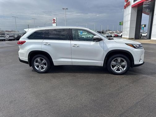 2017 Toyota Highlander Limited