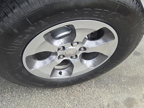 2017 Jeep Wrangler Sahara