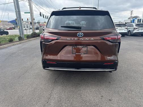 2024 Toyota Sienna Limited