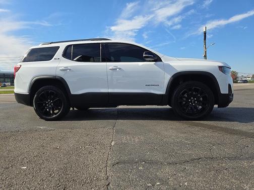 2023 GMC Acadia FWD SLE