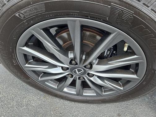 2022 Lexus LX 600 Base