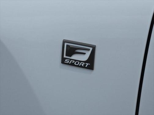 2022 Lexus LX 600 Base