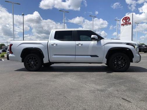2024 Toyota Tundra Hybrid Platinum