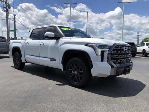 2024 Toyota Tundra Hybrid Platinum