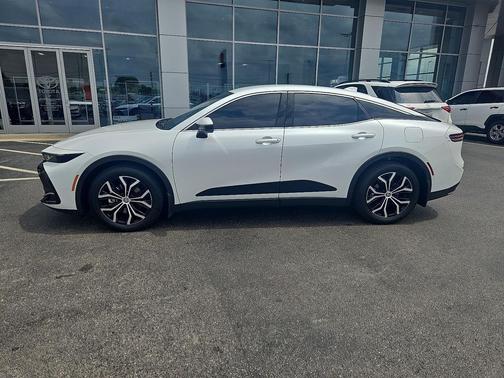 2025 Toyota Crown XLE