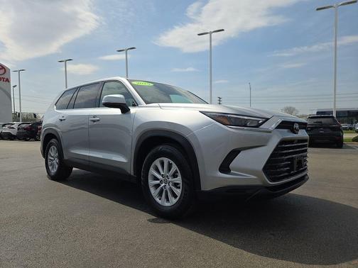 Celestial Silver Metallic 2025 Toyota Grand Highlander XLE