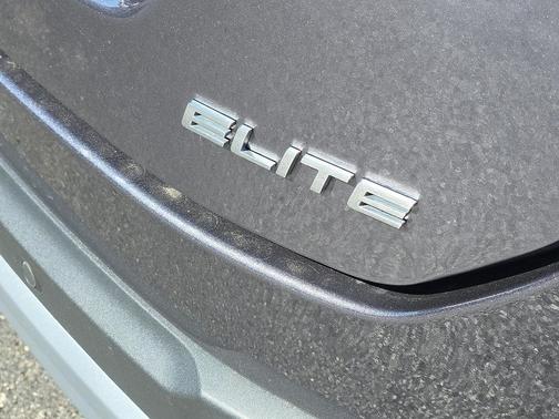 2023 Honda Pilot AWD Elite