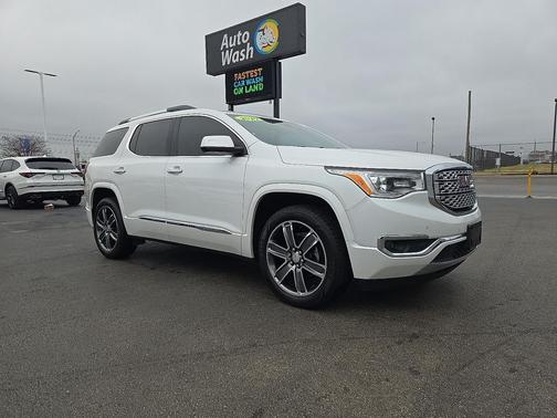 2019 GMC Acadia Denali