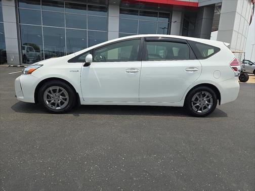 2017 Toyota Prius v Two