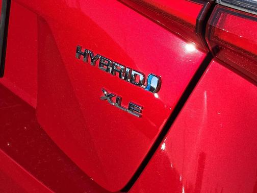 2021 Toyota Prius XLE