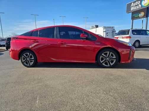 2021 Toyota Prius XLE