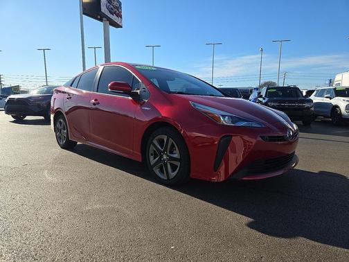 2021 Toyota Prius XLE