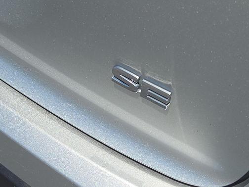 Alloy Silver Metallic - U25 2024 Mitsubishi Eclipse Cross SE