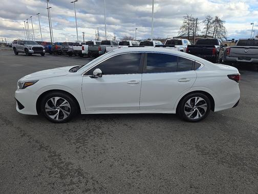 2022 Subaru Legacy Premium