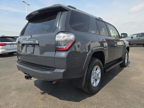 Underground 2024 Toyota 4Runner SR5