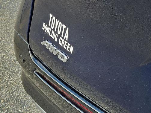 2022 Toyota Sienna Platinum