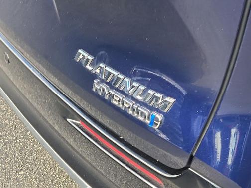 2022 Toyota Sienna Platinum