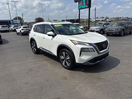 2023 Nissan Rogue SL