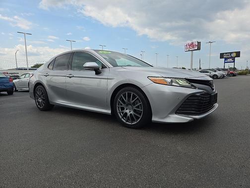 2018 Toyota Camry XLE