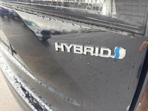 2024 Toyota Highlander Hybrid XLE