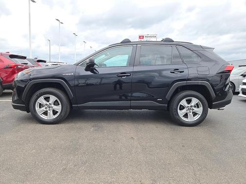 2020 Toyota RAV4 Hybrid LE