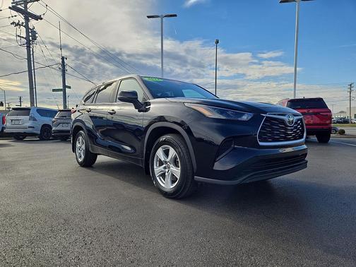 2023 Toyota Highlander L