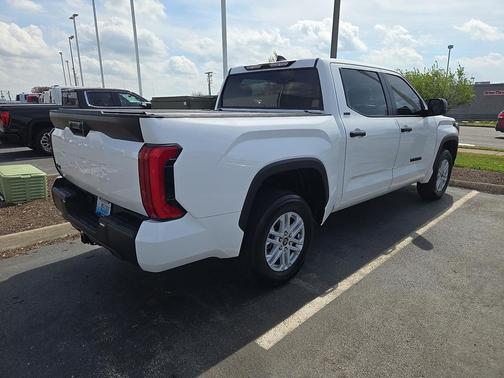 2024 Toyota Tundra SR5