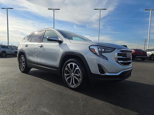 2021 GMC Terrain SLT