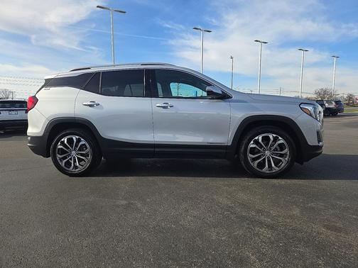 2021 GMC Terrain SLT