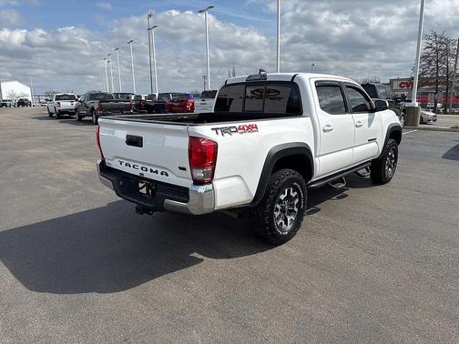 2016 Toyota Tacoma TRD Sport